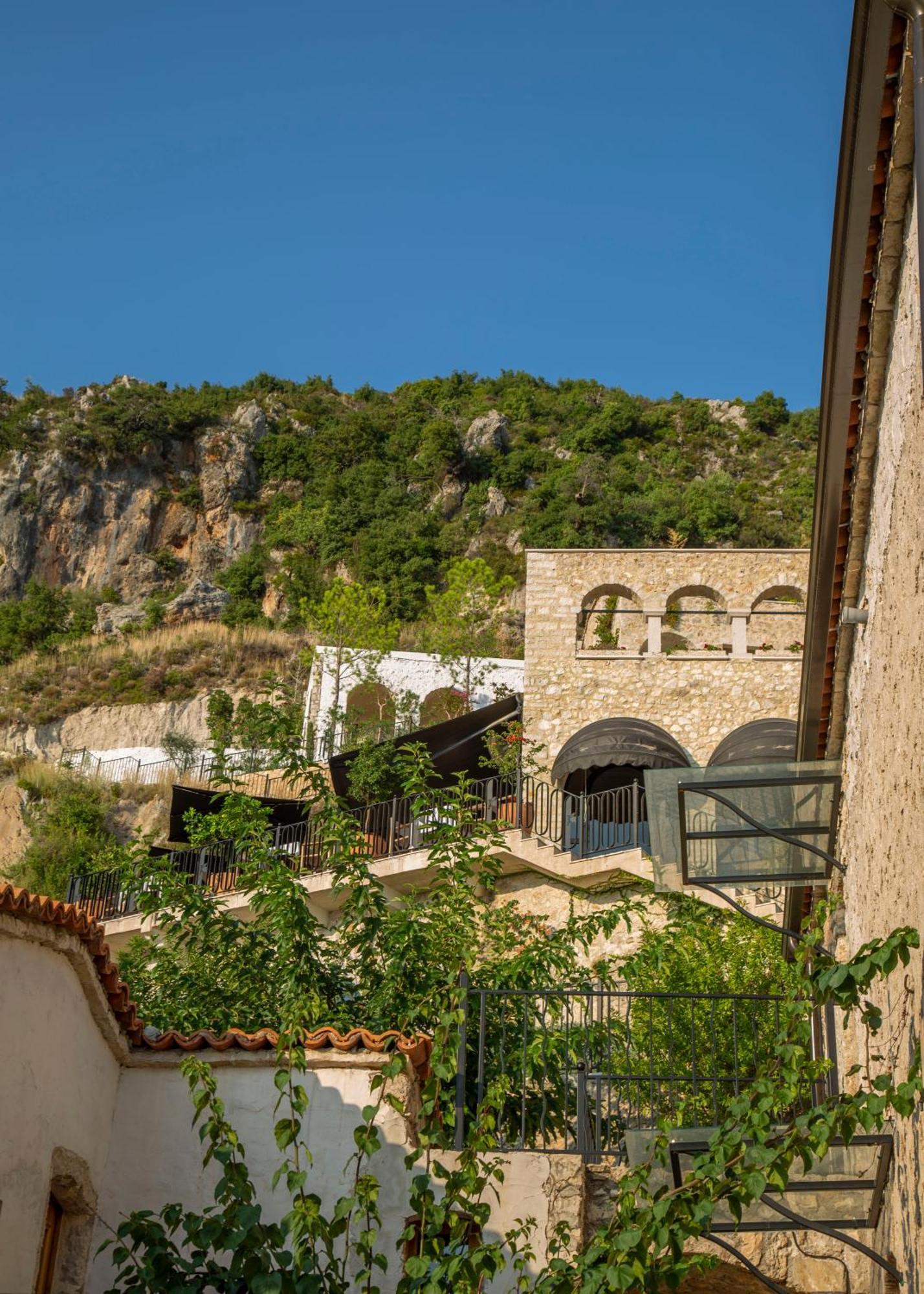 Hotel Zoe Hora Dhërmi Exterior foto