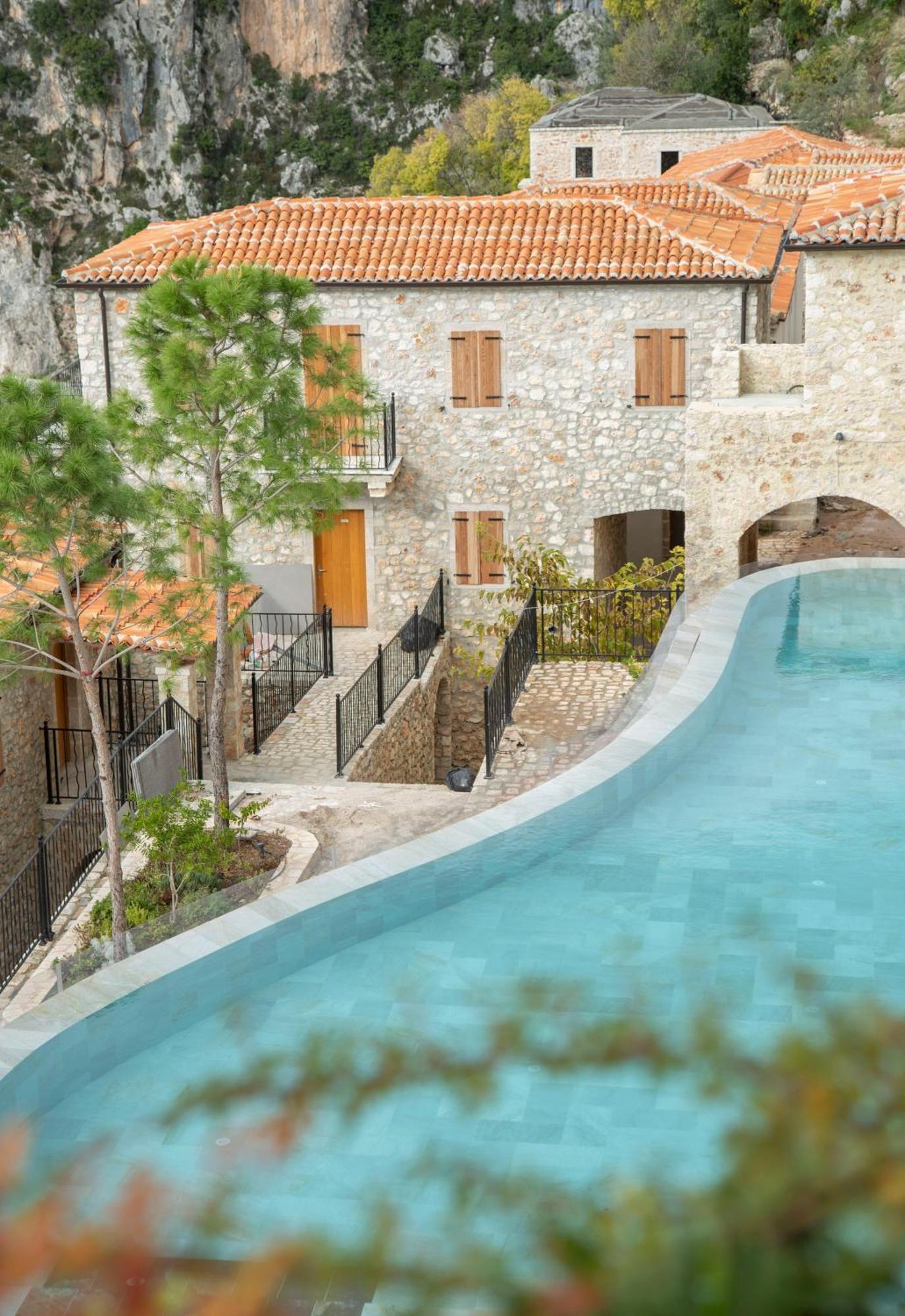 Hotel Zoe Hora Dhërmi Exterior foto