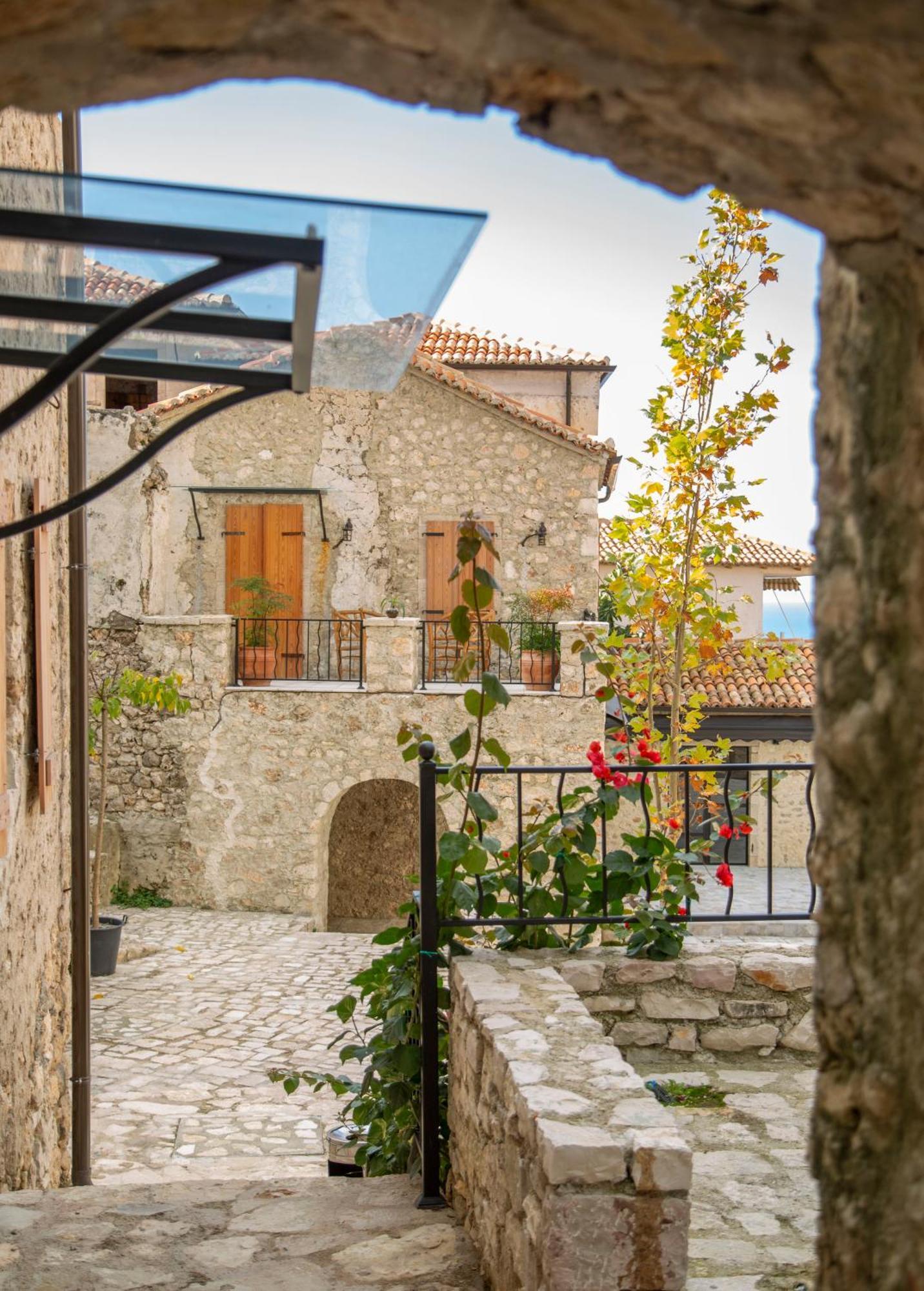 Hotel Zoe Hora Dhërmi Exterior foto