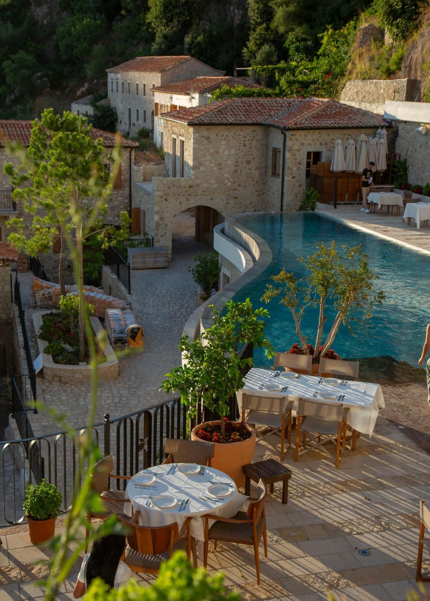 Hotel Zoe Hora Dhërmi Exterior foto